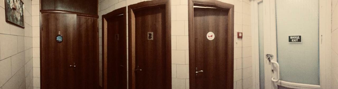 Hostel -Hotel Granat Rivne City Ngoại thất bức ảnh