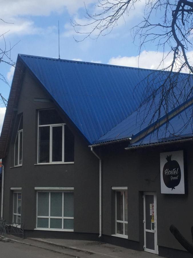 Hostel -Hotel Granat Rivne City Ngoại thất bức ảnh